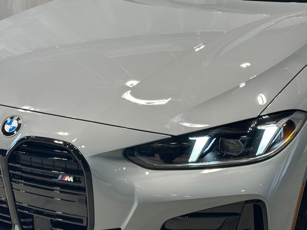 new 2025 BMW M440 car, priced at $78,225