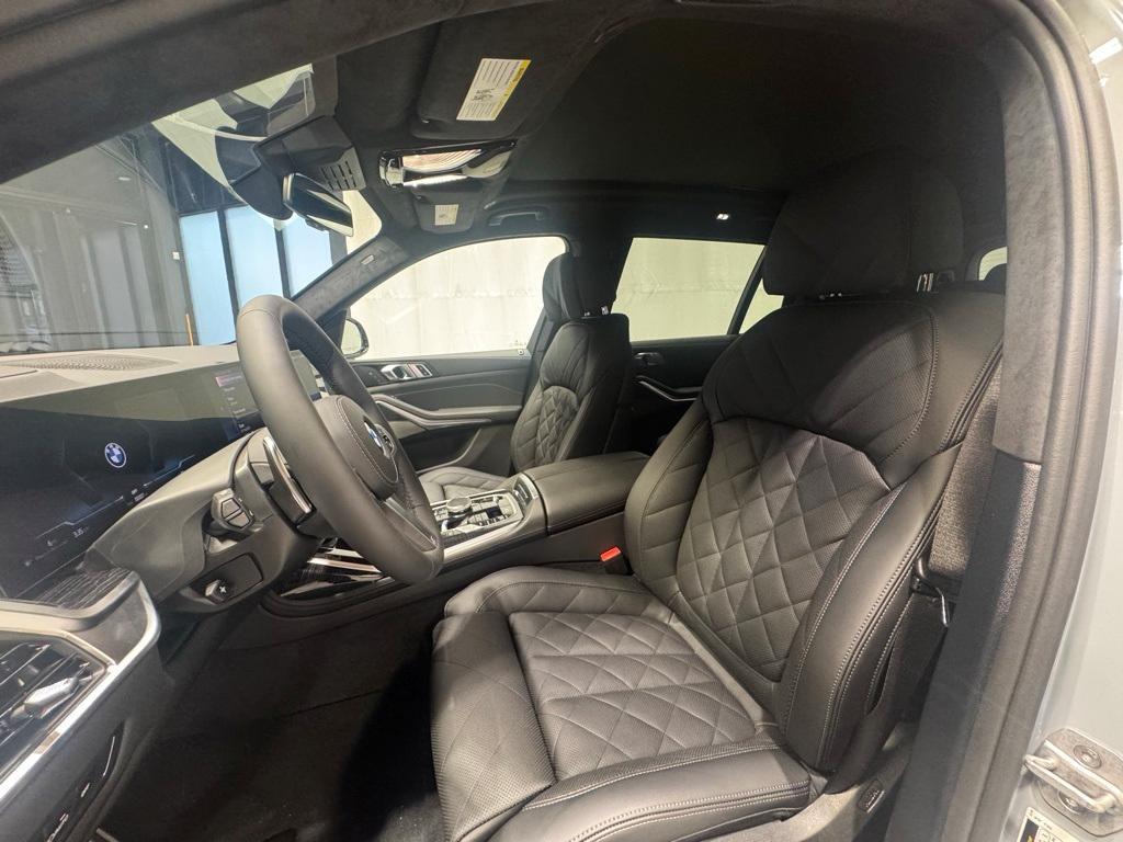 new 2026 BMW X7 car, priced at $95,315