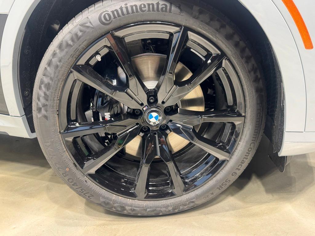 new 2026 BMW X7 car, priced at $95,315
