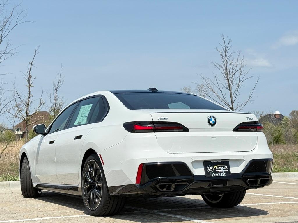new 2025 BMW 760 car, priced at $132,550