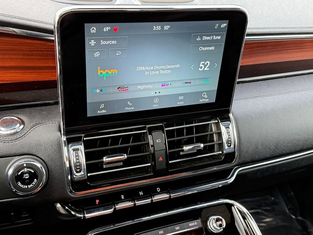 used 2021 Lincoln Navigator car, priced at $44,500
