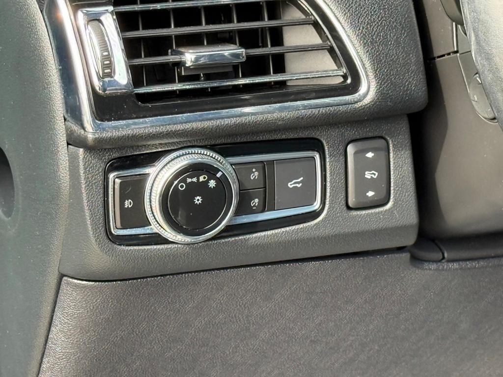used 2021 Lincoln Navigator car, priced at $44,500