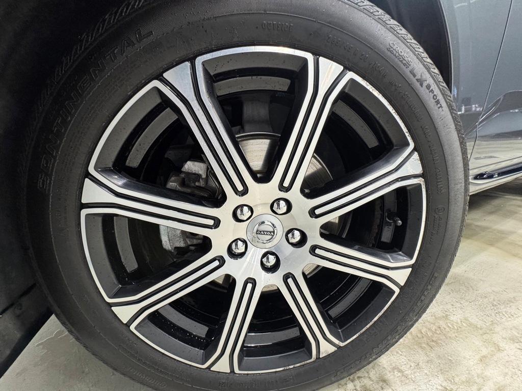 used 2020 Volvo XC60 car, priced at $25,299
