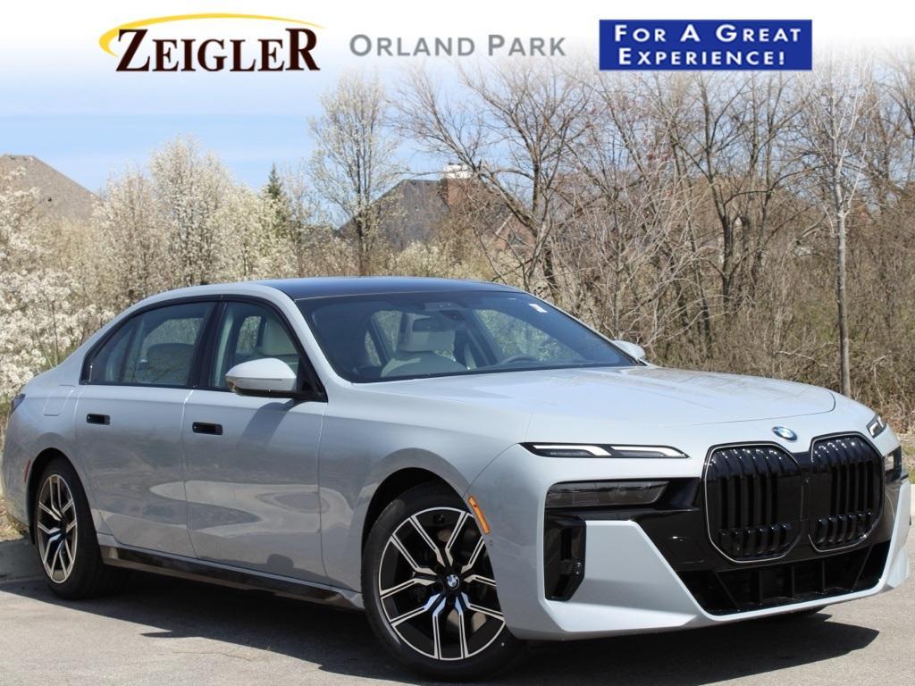 new 2025 BMW 760 car, priced at $128,680
