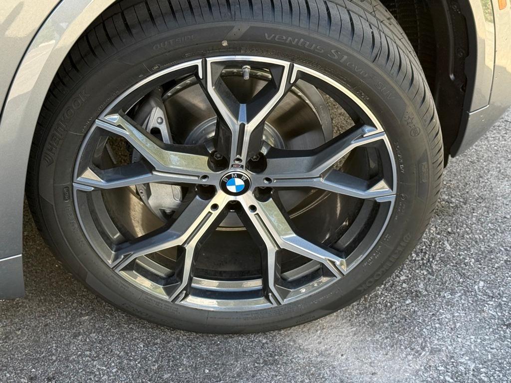 new 2026 BMW X5 car, priced at $78,025