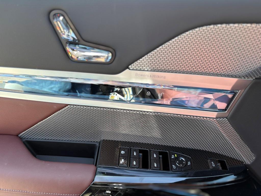 new 2025 BMW 760 car, priced at $129,980