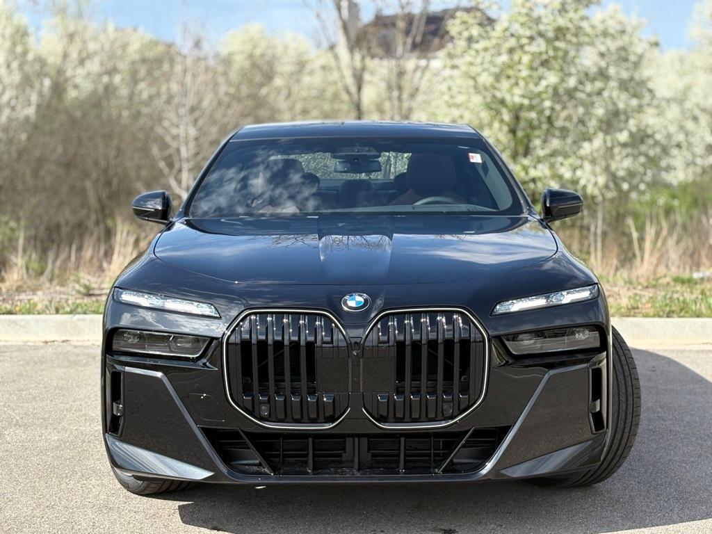 new 2025 BMW 760 car, priced at $132,880