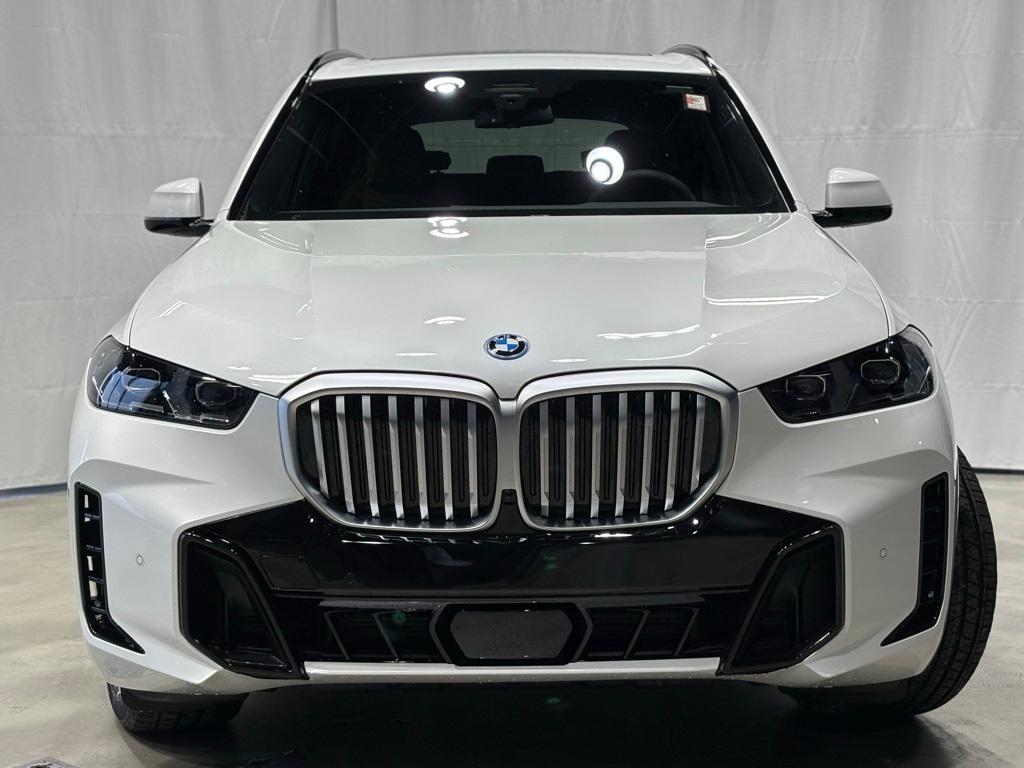 new 2025 BMW X5 PHEV car, priced at $78,410