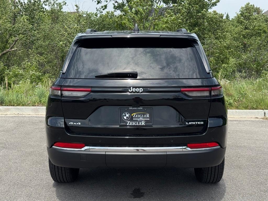 used 2024 Jeep Grand Cherokee car, priced at $36,099