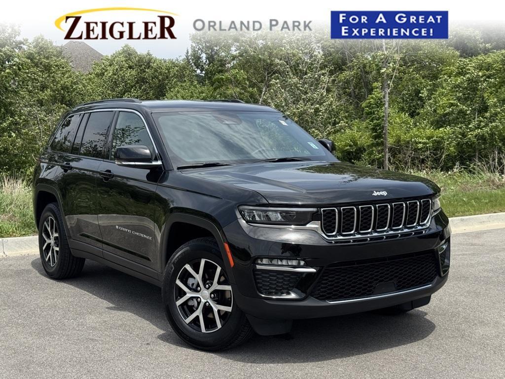 used 2024 Jeep Grand Cherokee car, priced at $40,499