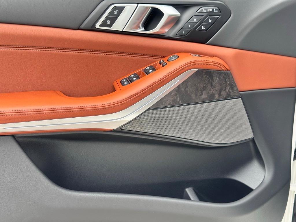 new 2026 BMW X7 car, priced at $122,285