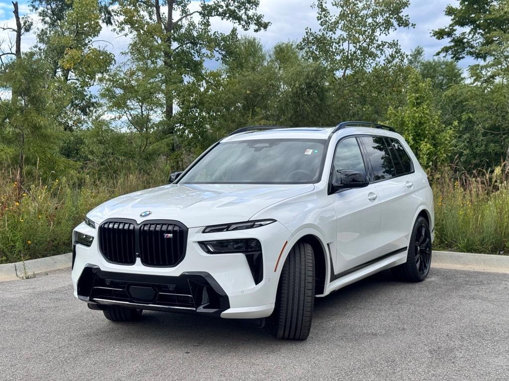 new 2026 BMW X7 car, priced at $122,285