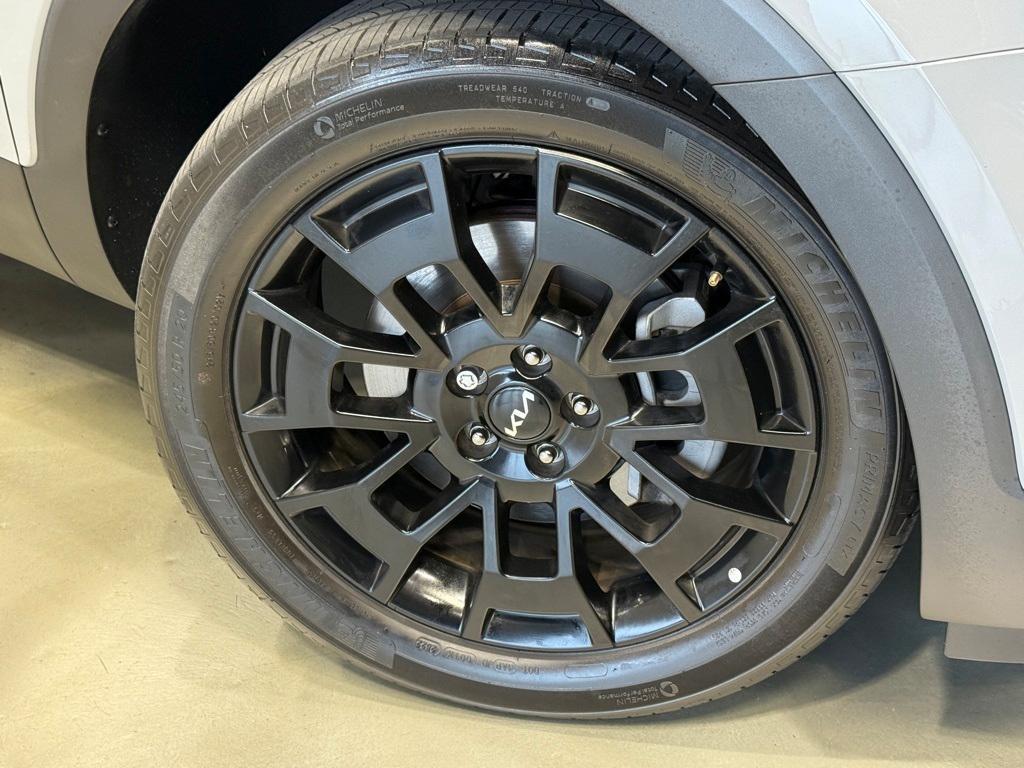 used 2022 Kia Telluride car, priced at $35,099