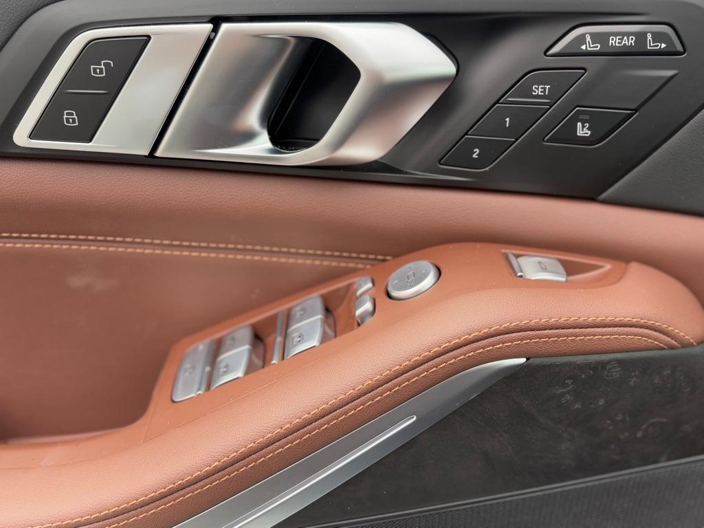 used 2025 BMW X7 car, priced at $83,996