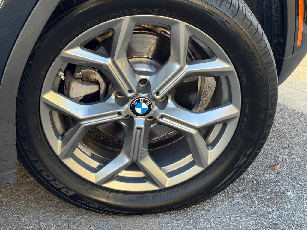 used 2024 BMW X4 car, priced at $40,099
