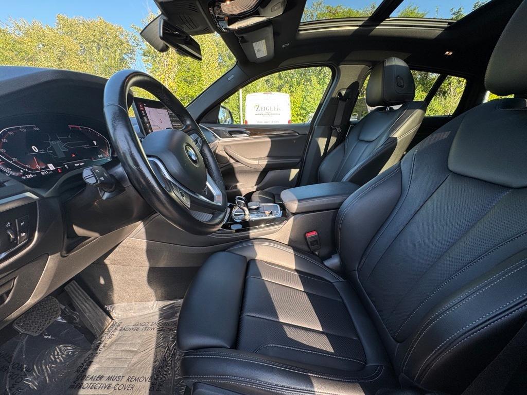 used 2024 BMW X4 car, priced at $40,099