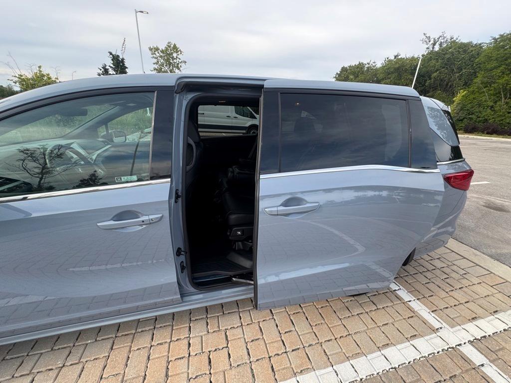 used 2023 Honda Odyssey car, priced at $37,499
