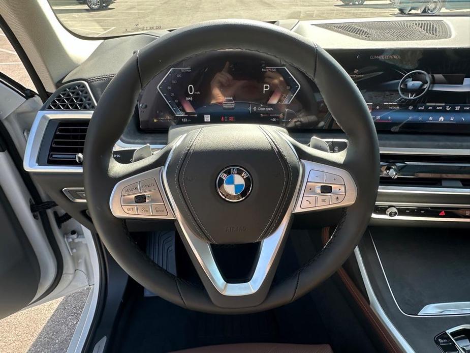 new 2025 BMW X7 car, priced at $87,825