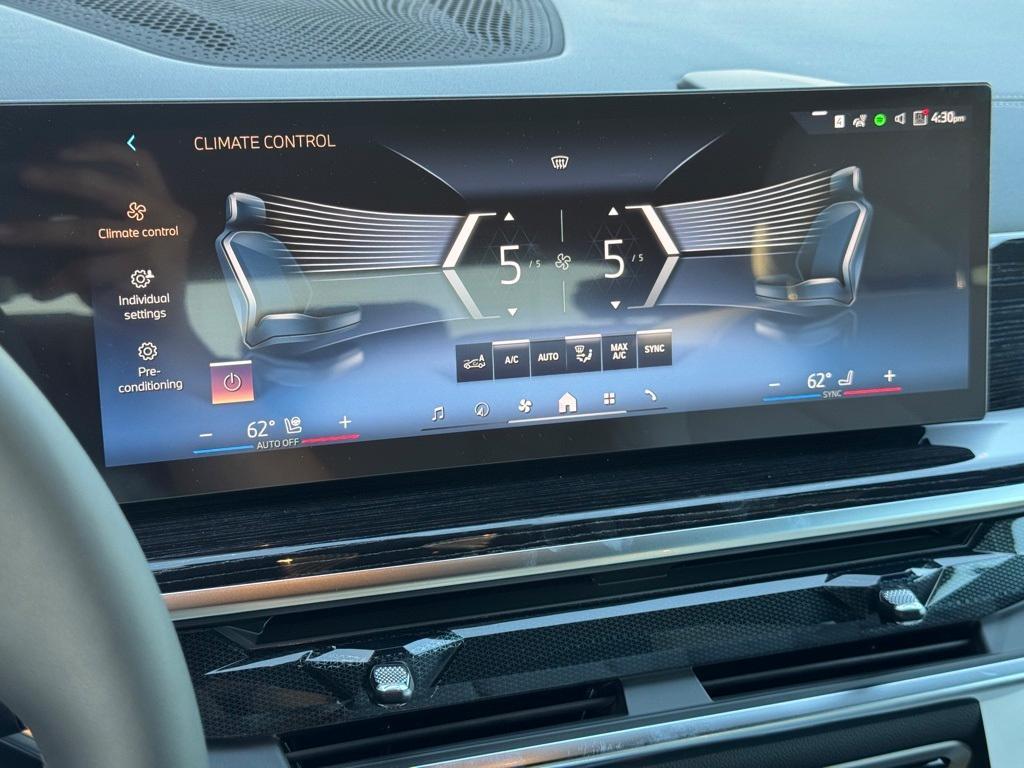 new 2026 BMW X7 car, priced at $99,935