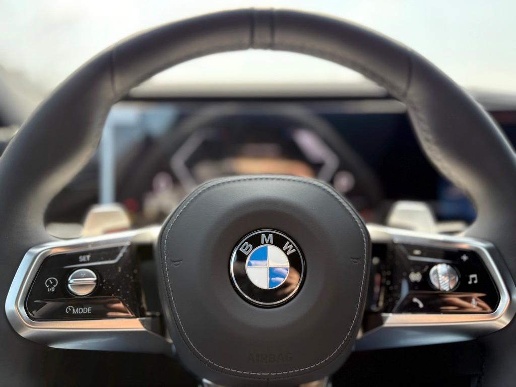 new 2025 BMW 760 car, priced at $133,480