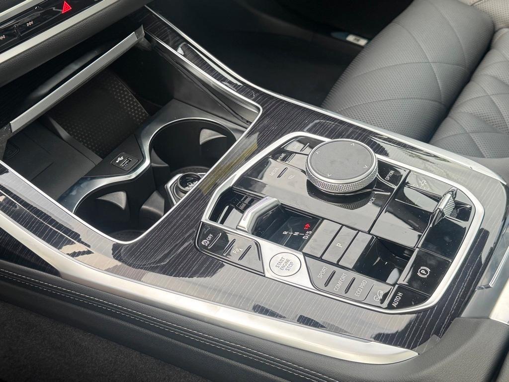 new 2026 BMW X7 car, priced at $98,845