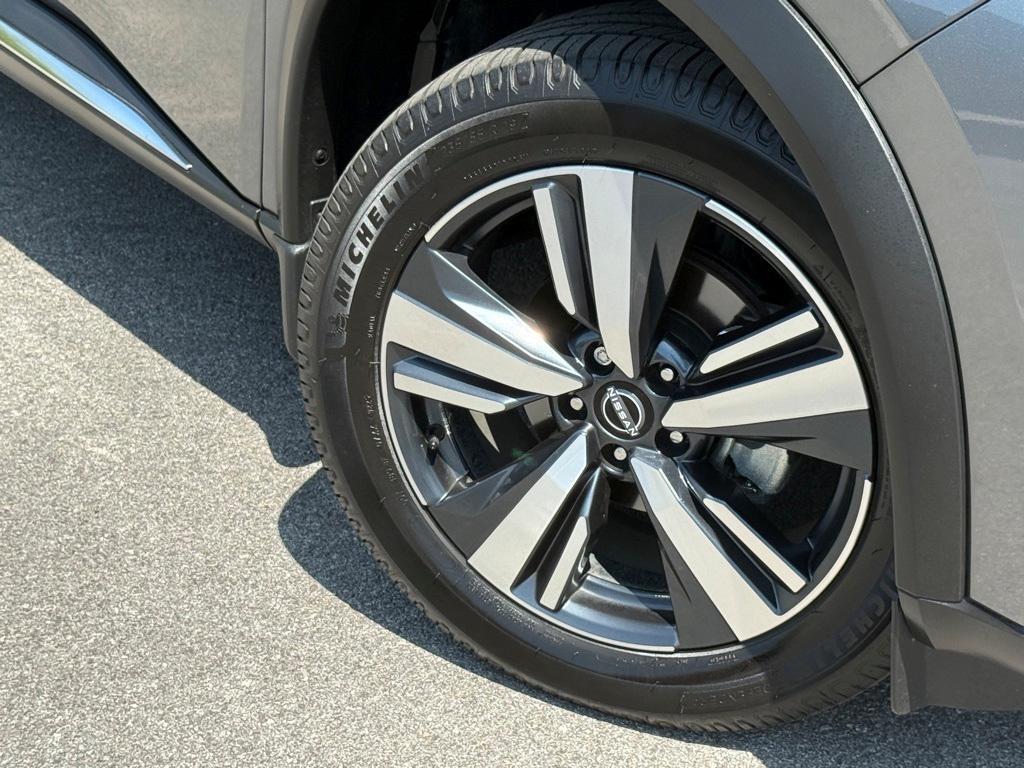 used 2023 Nissan Rogue car, priced at $24,650