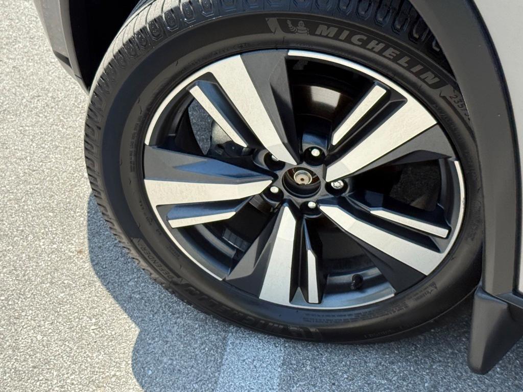 used 2023 Nissan Rogue car, priced at $24,650