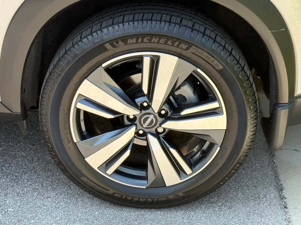 used 2023 Nissan Rogue car, priced at $24,650