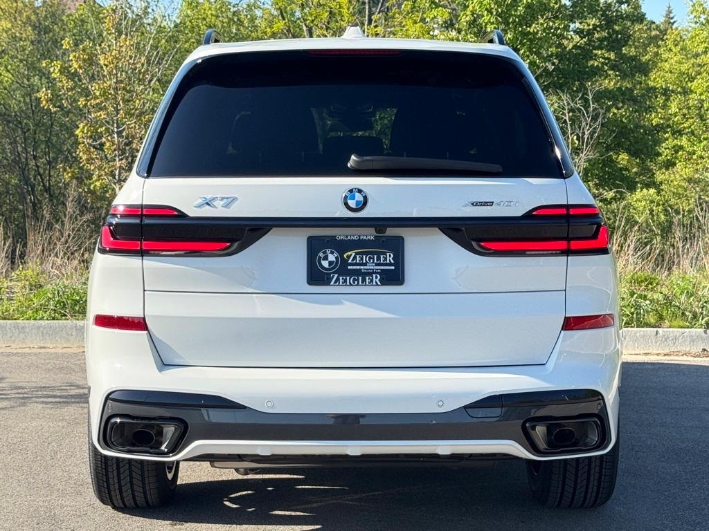 new 2026 BMW X7 car, priced at $93,675