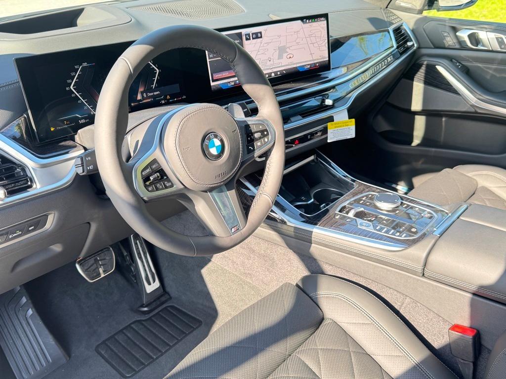 new 2026 BMW X7 car, priced at $93,675