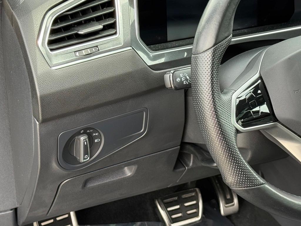 used 2022 Volkswagen Tiguan car, priced at $25,299