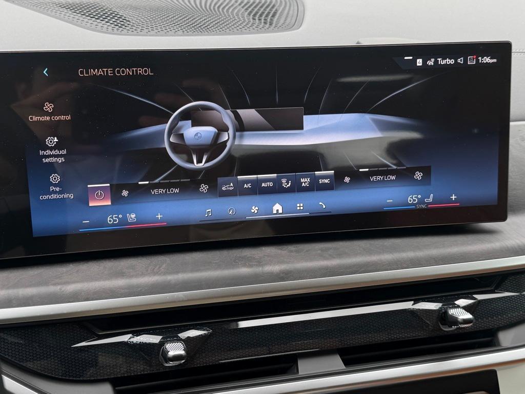 new 2026 BMW X7 car, priced at $90,185