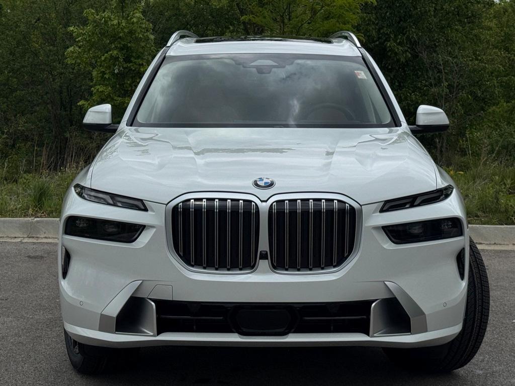 new 2026 BMW X7 car, priced at $90,185