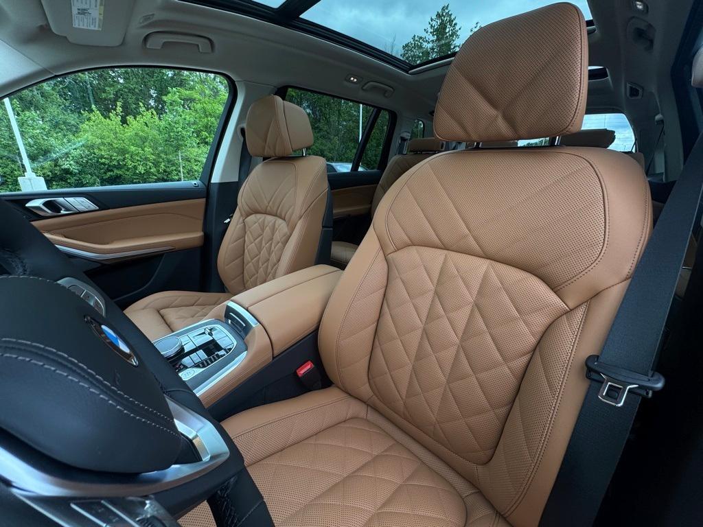 new 2026 BMW X7 car, priced at $90,185