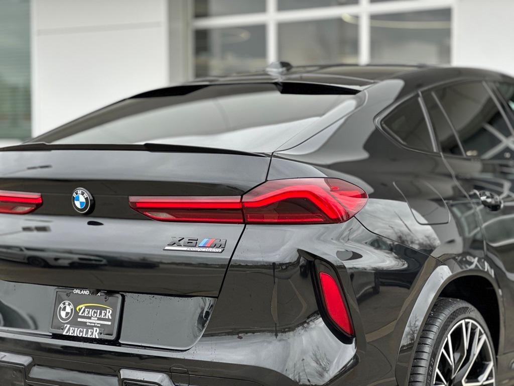 new 2025 BMW X6 M car, priced at $137,475