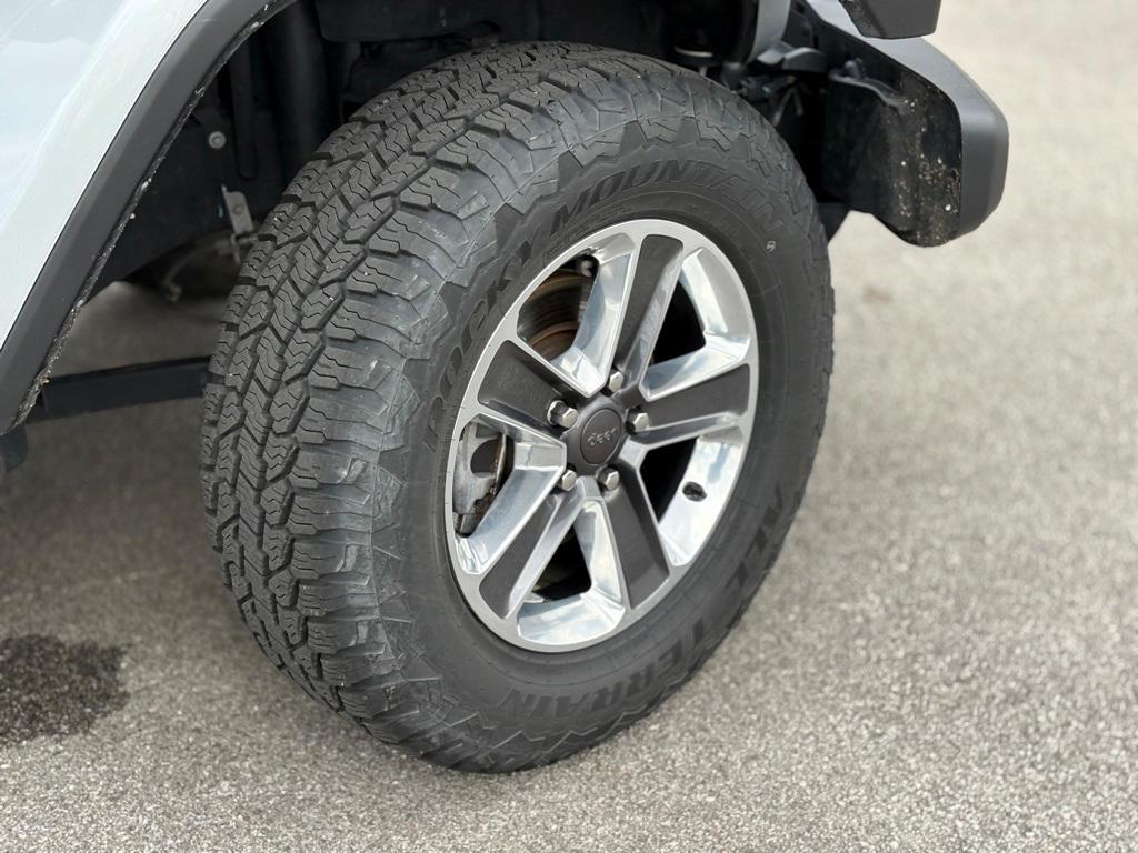 used 2022 Jeep Wrangler Unlimited car, priced at $34,000