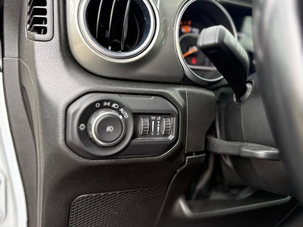 used 2022 Jeep Wrangler Unlimited car, priced at $34,000