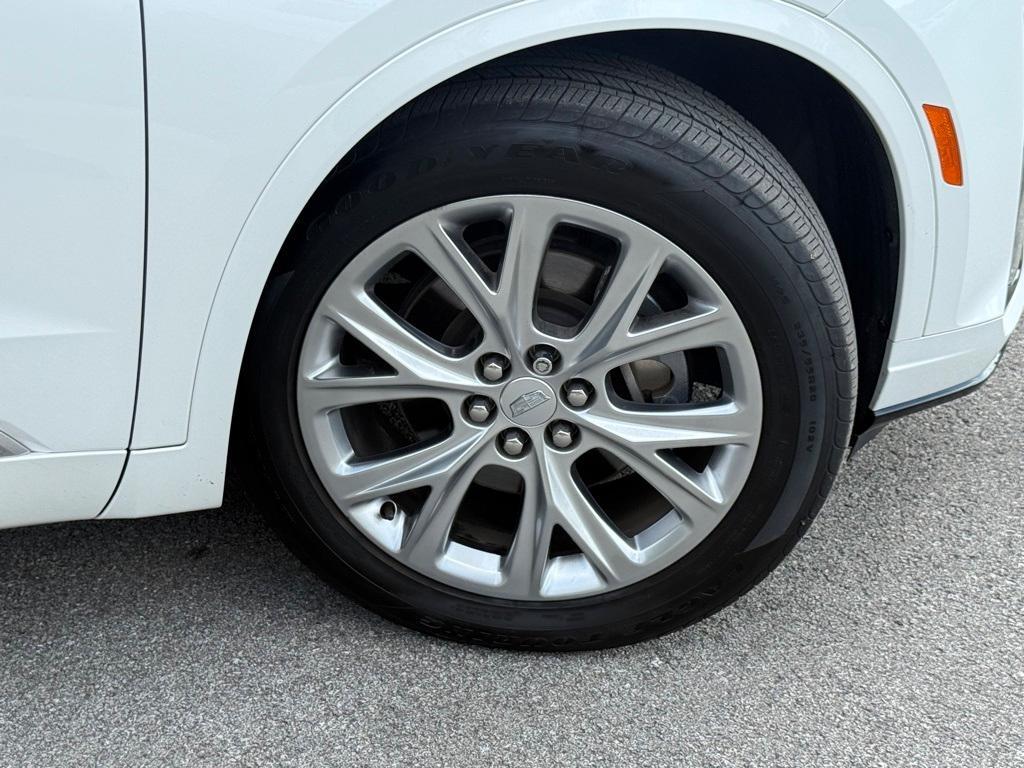 used 2020 Cadillac XT6 car, priced at $32,399