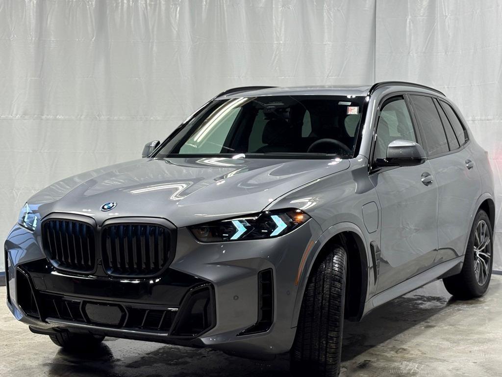 new 2025 BMW X5 PHEV car, priced at $84,040