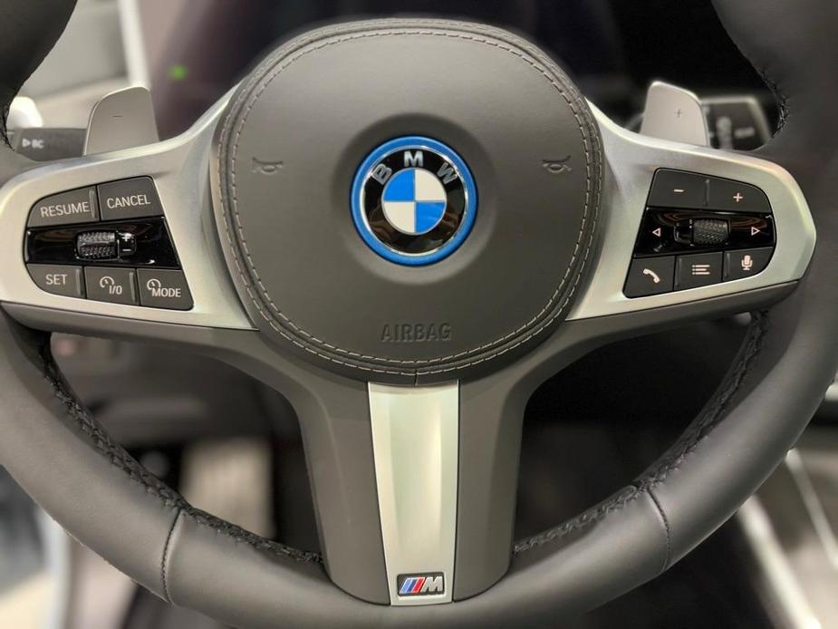 new 2025 BMW X5 PHEV car, priced at $82,680