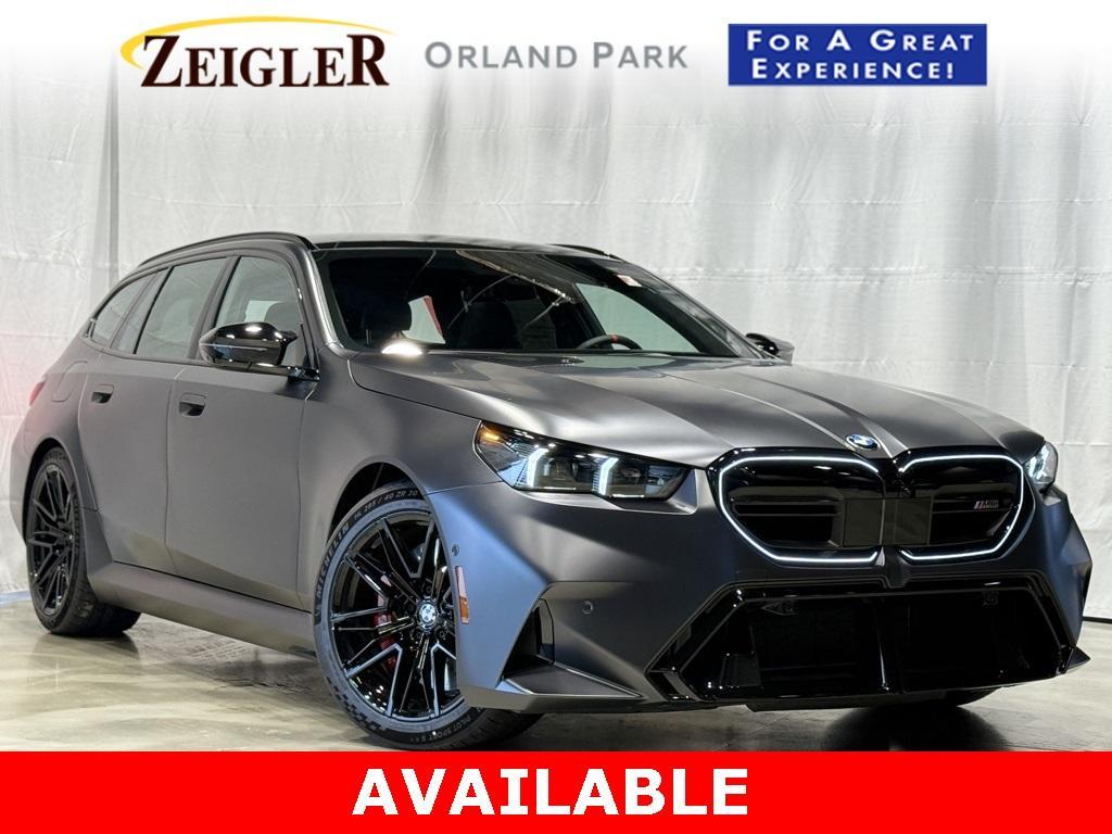 new 2025 BMW M5 car, priced at $132,475