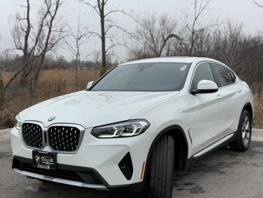 new 2022 BMW X4 car, priced at $41,299