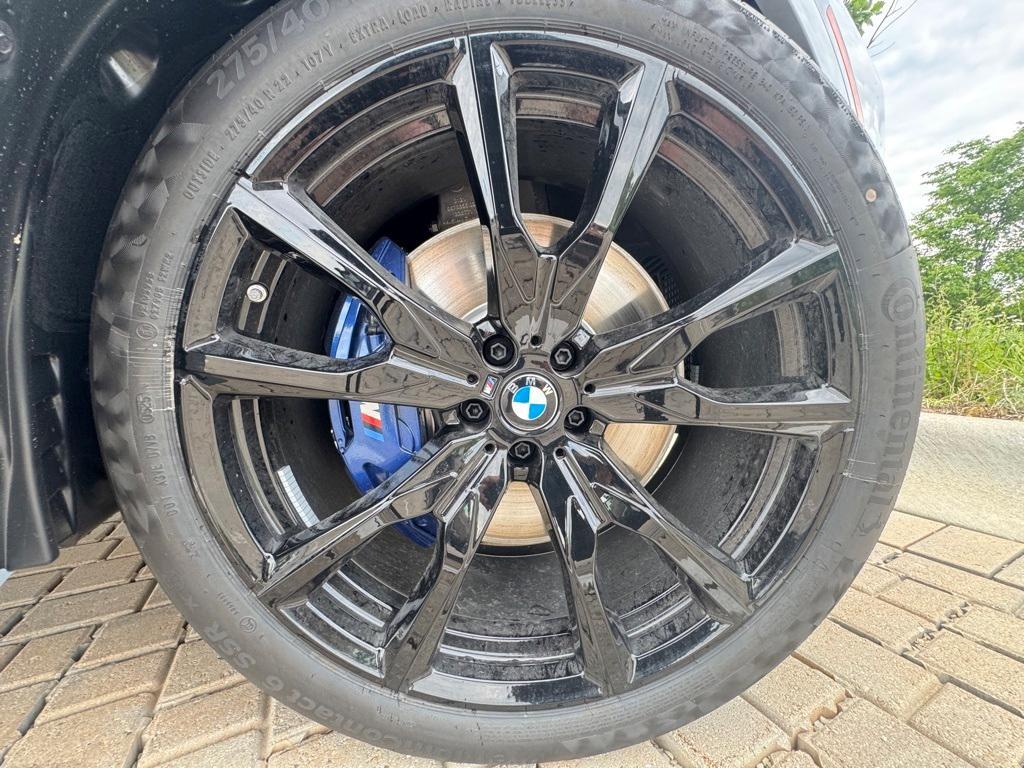 new 2026 BMW X7 car, priced at $95,735