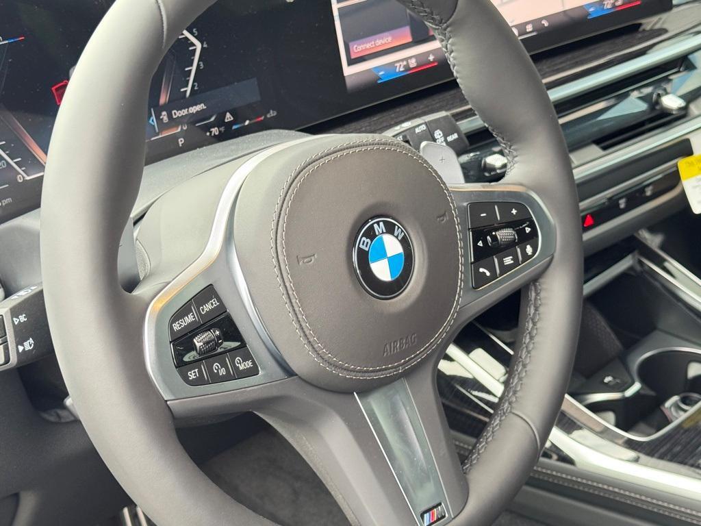 new 2026 BMW X7 car, priced at $95,735