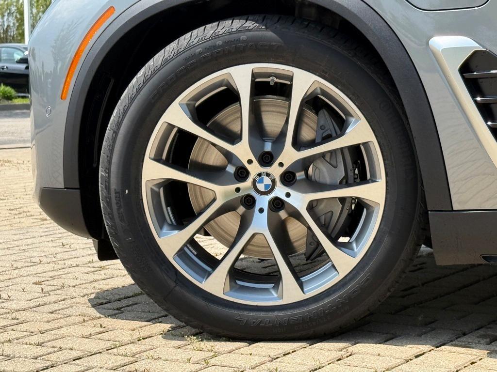 new 2026 BMW X5 PHEV car, priced at $80,025