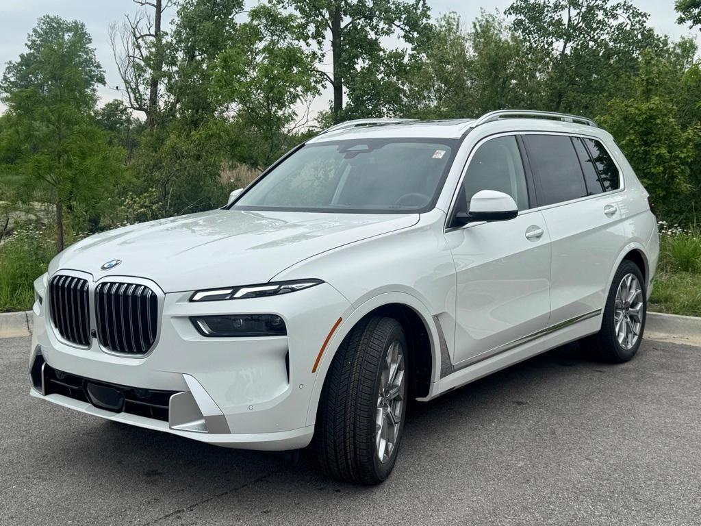 new 2026 BMW X7 car, priced at $89,765