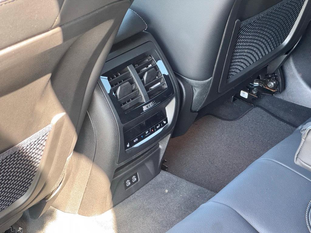 new 2025 BMW X4 car, priced at $67,200