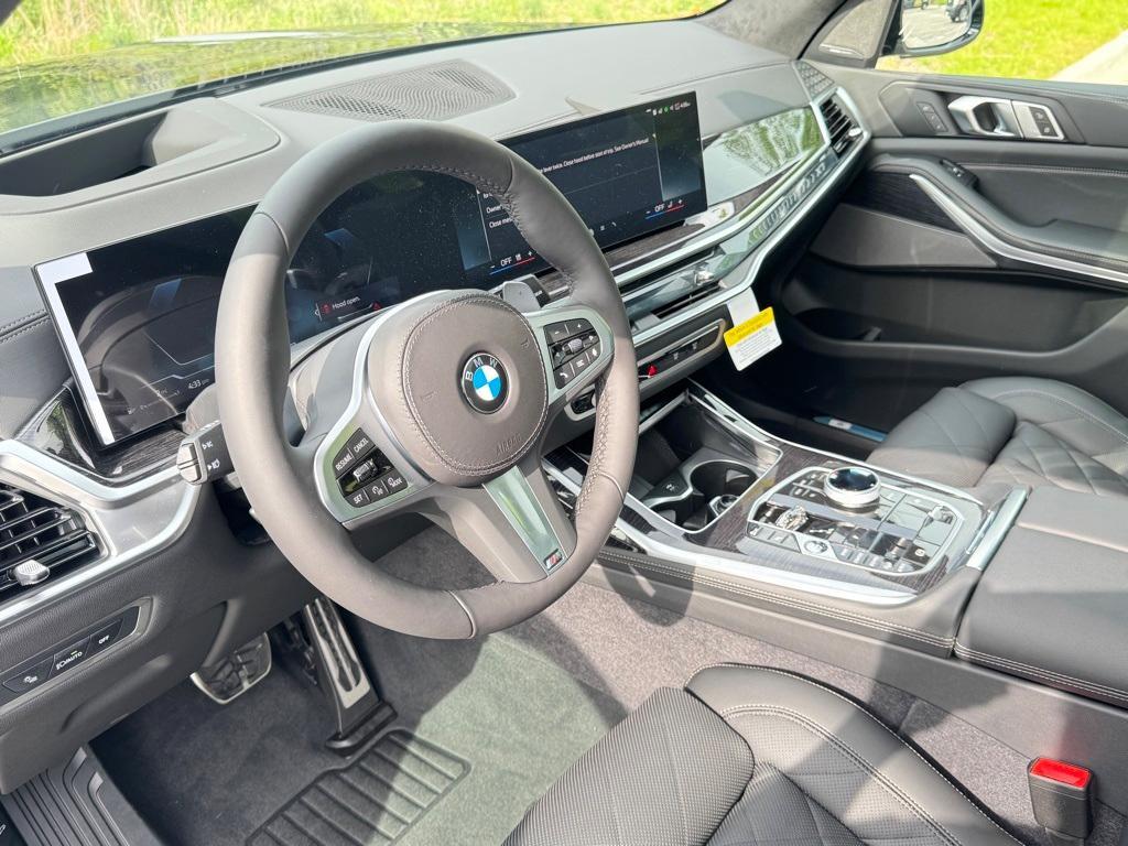 new 2026 BMW X7 car, priced at $95,755
