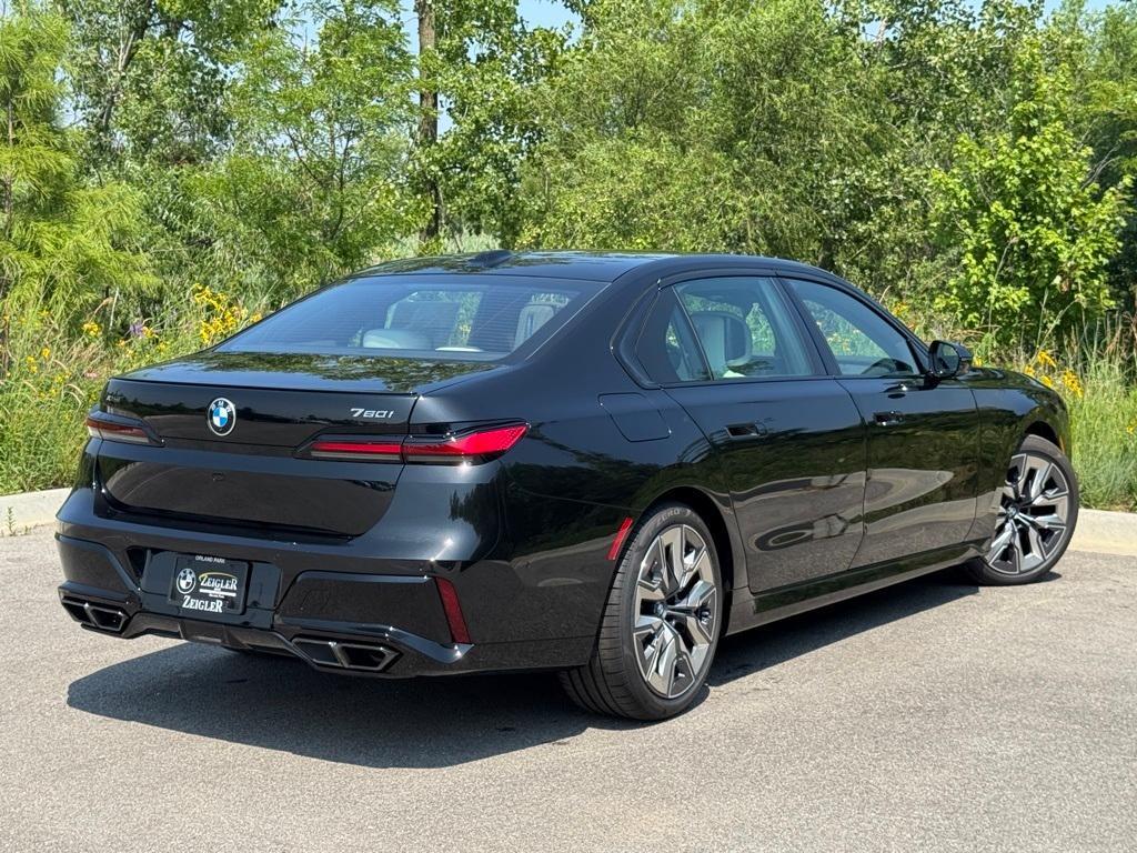 new 2025 BMW 760 car, priced at $129,455