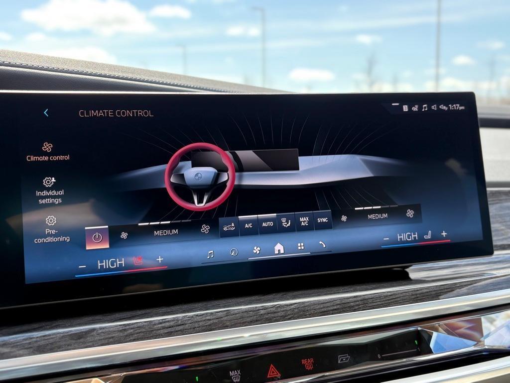 new 2025 BMW i7 car, priced at $127,125